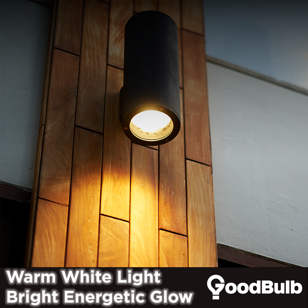 Emitting bright energetic illumination with a warm white color temperature.